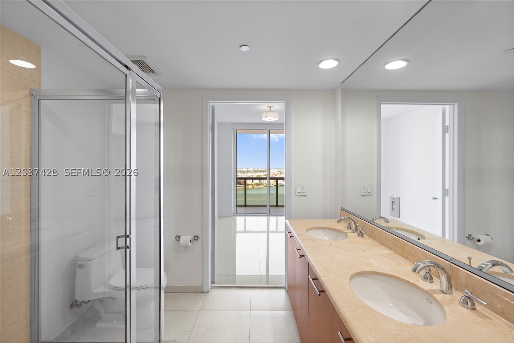 50 Biscayne Blvd #2604, Miami FL 33132