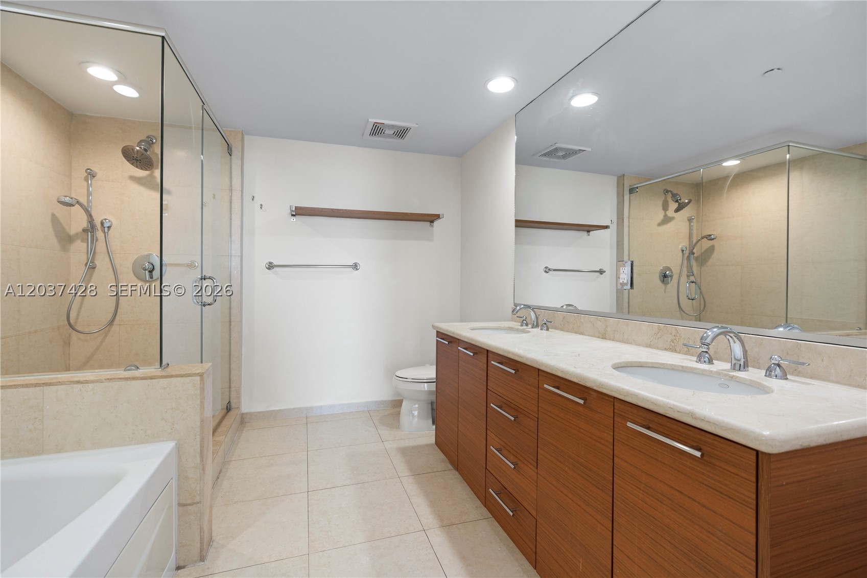 50 Biscayne Blvd #2604, Miami FL 33132