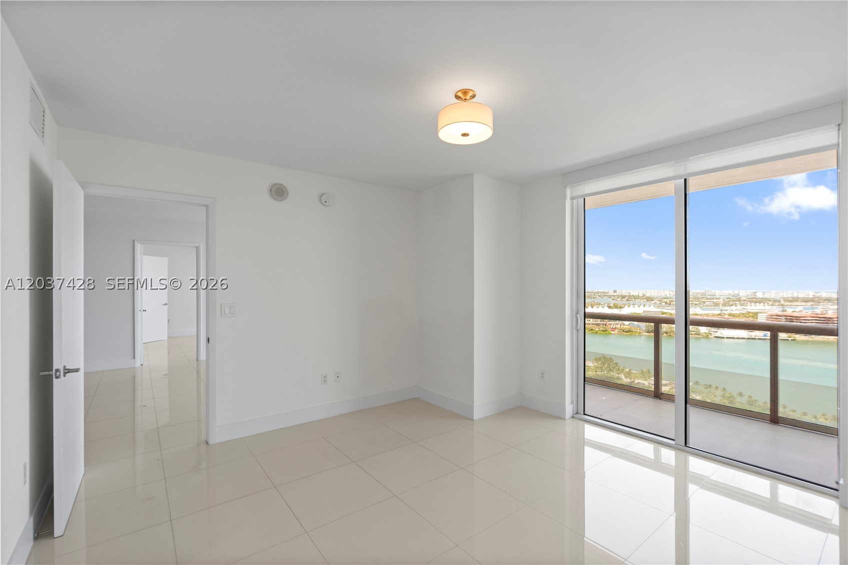 50 Biscayne Blvd #2604, Miami FL 33132