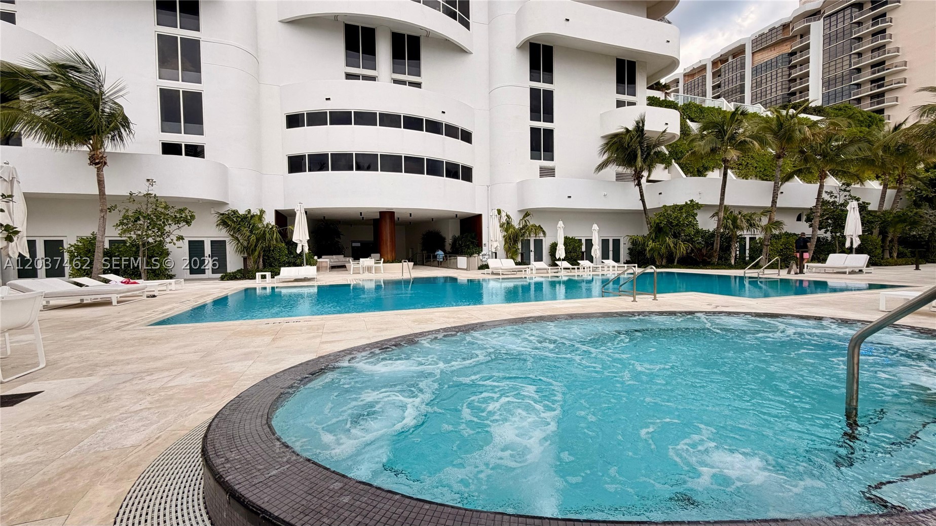 6365 Collins Ave #2201, Miami Beach FL 33141