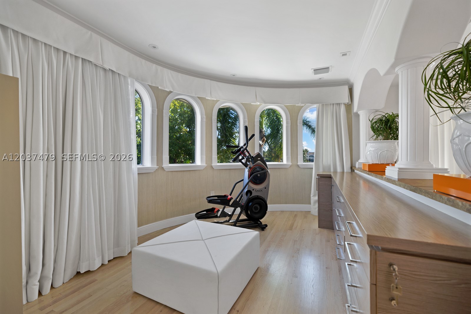176 S Hibiscus Drive, Miami Beach FL 33139