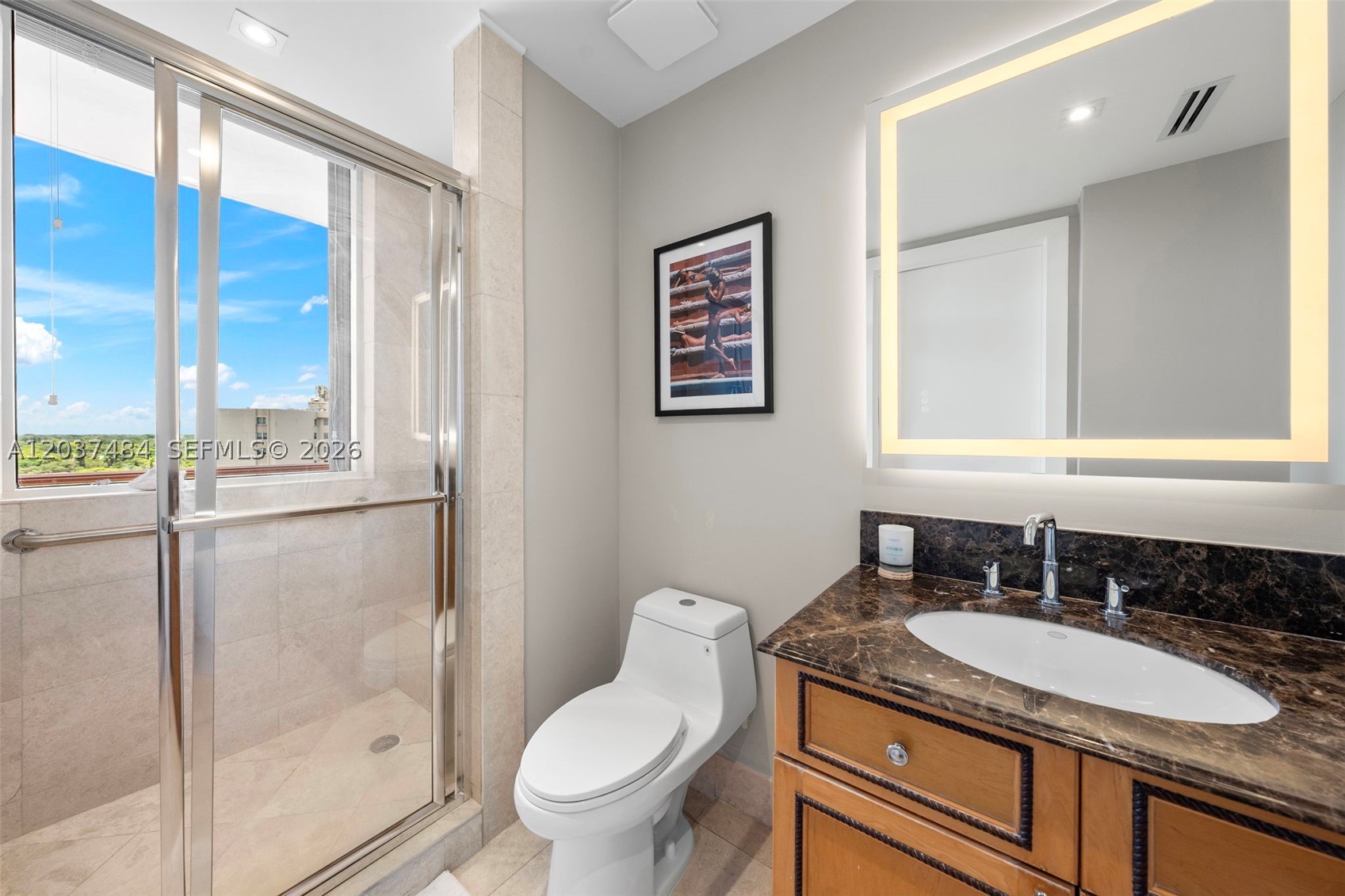 60 Edgewater Dr #11F, Coral Gables FL 33133