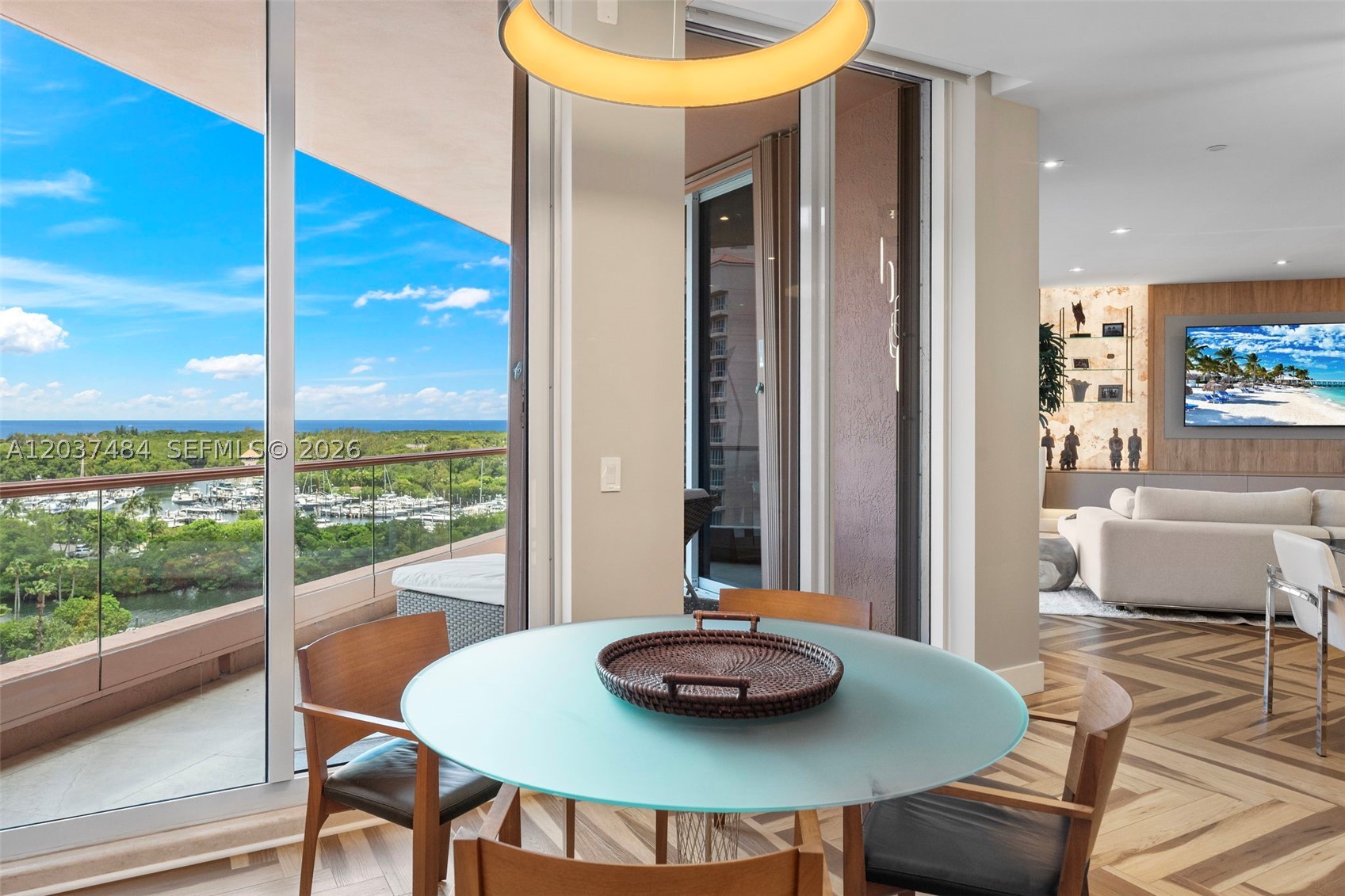 60 Edgewater Dr #11F, Coral Gables FL 33133