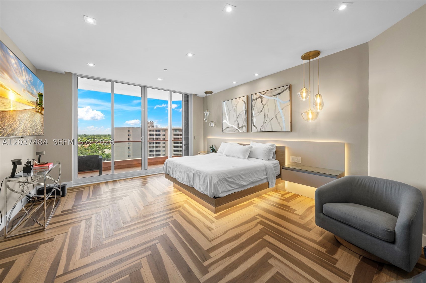 60 Edgewater Dr #11F, Coral Gables FL 33133