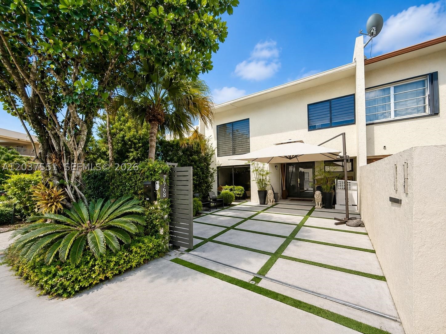 7968 SW 105th Pl, Miami FL 33173