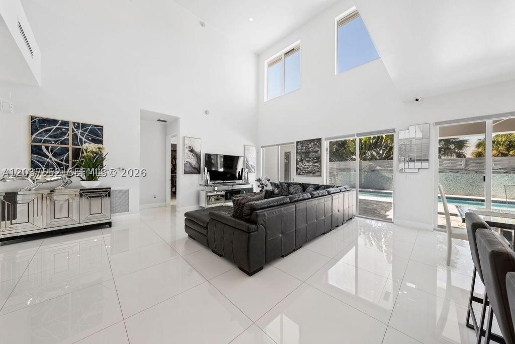 4497 SW 25th Ter #H, Dania Beach FL 33312