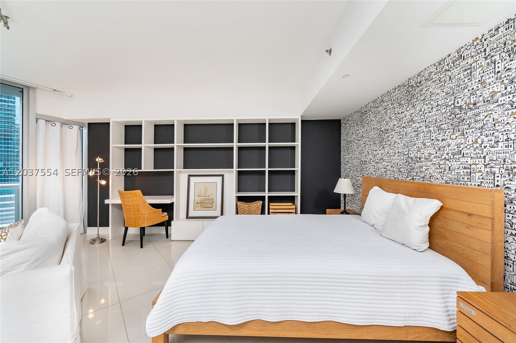 475 Brickell Ave #2908, Miami FL 33131