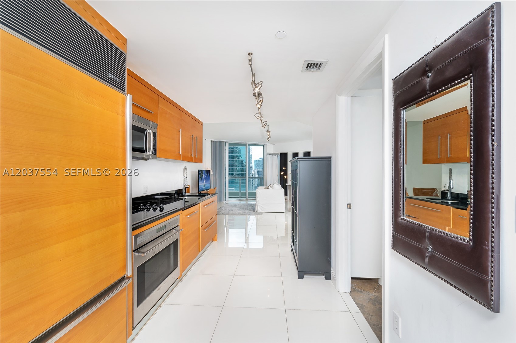 475 Brickell Ave #2908, Miami FL 33131
