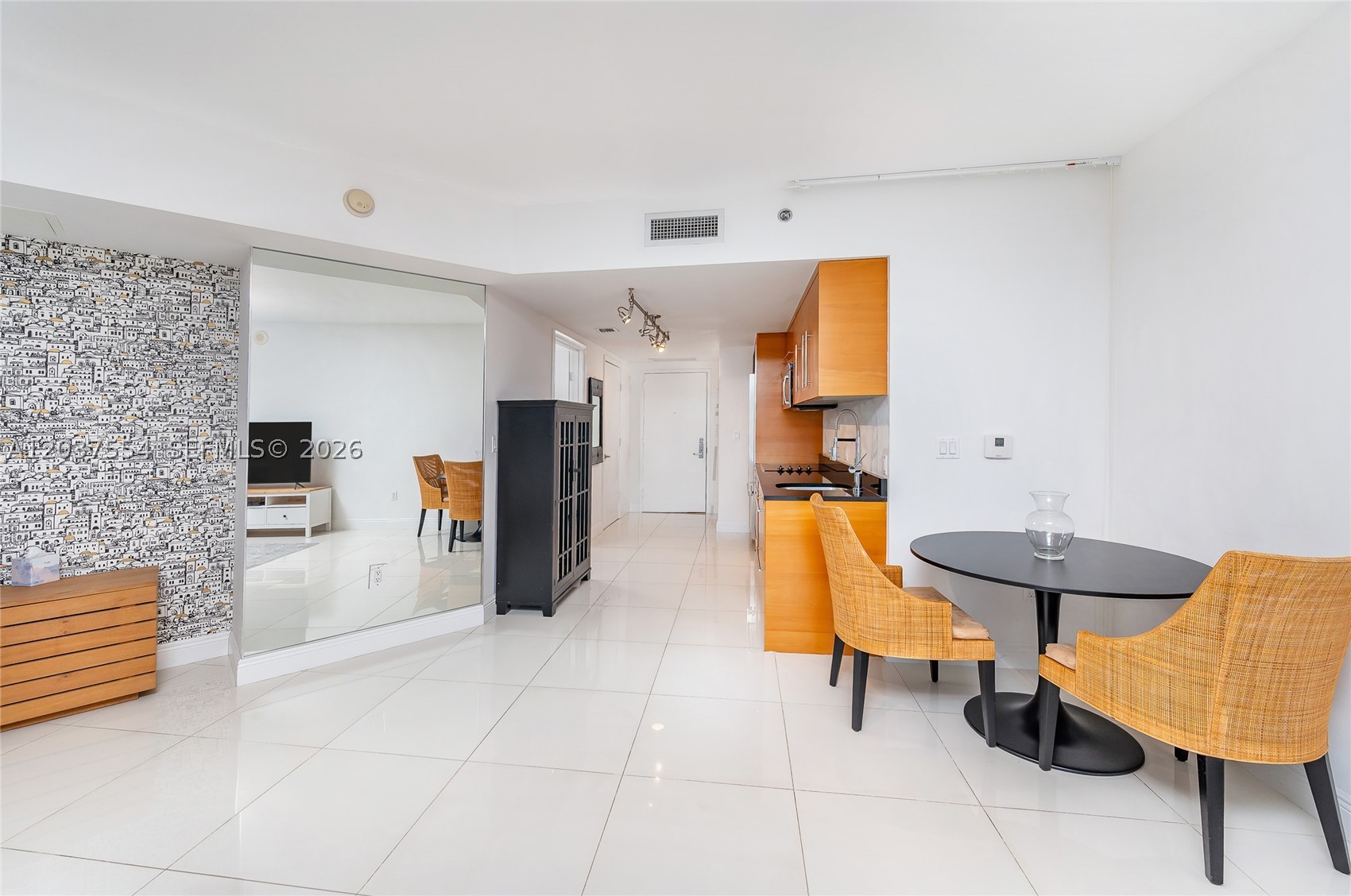475 Brickell Ave #2908, Miami FL 33131