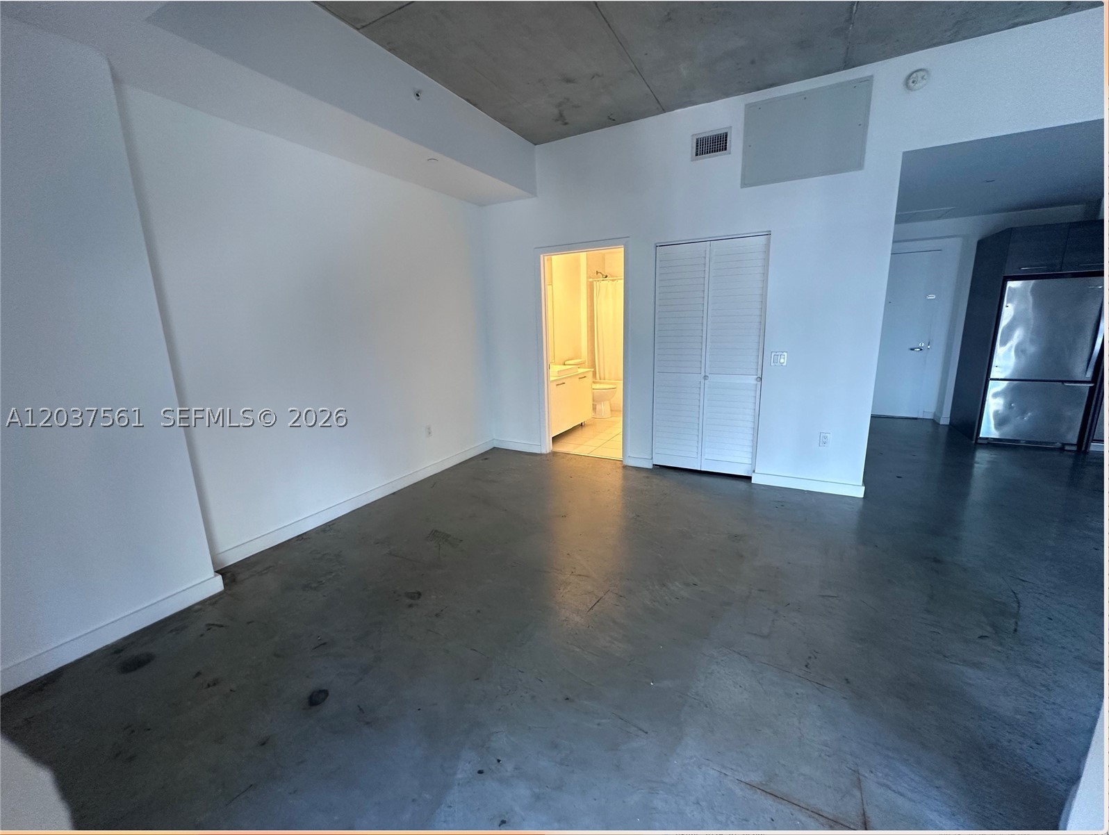 151 SE 1st St #2405, Miami FL 33131
