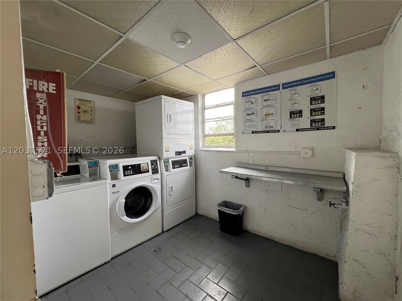 6886 N Kendall Dr #D407, Pinecrest FL 33156
