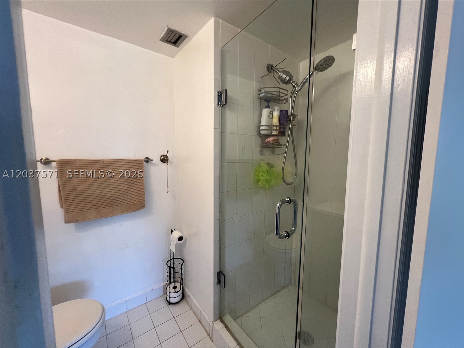 6886 N Kendall Dr #D407, Pinecrest FL 33156
