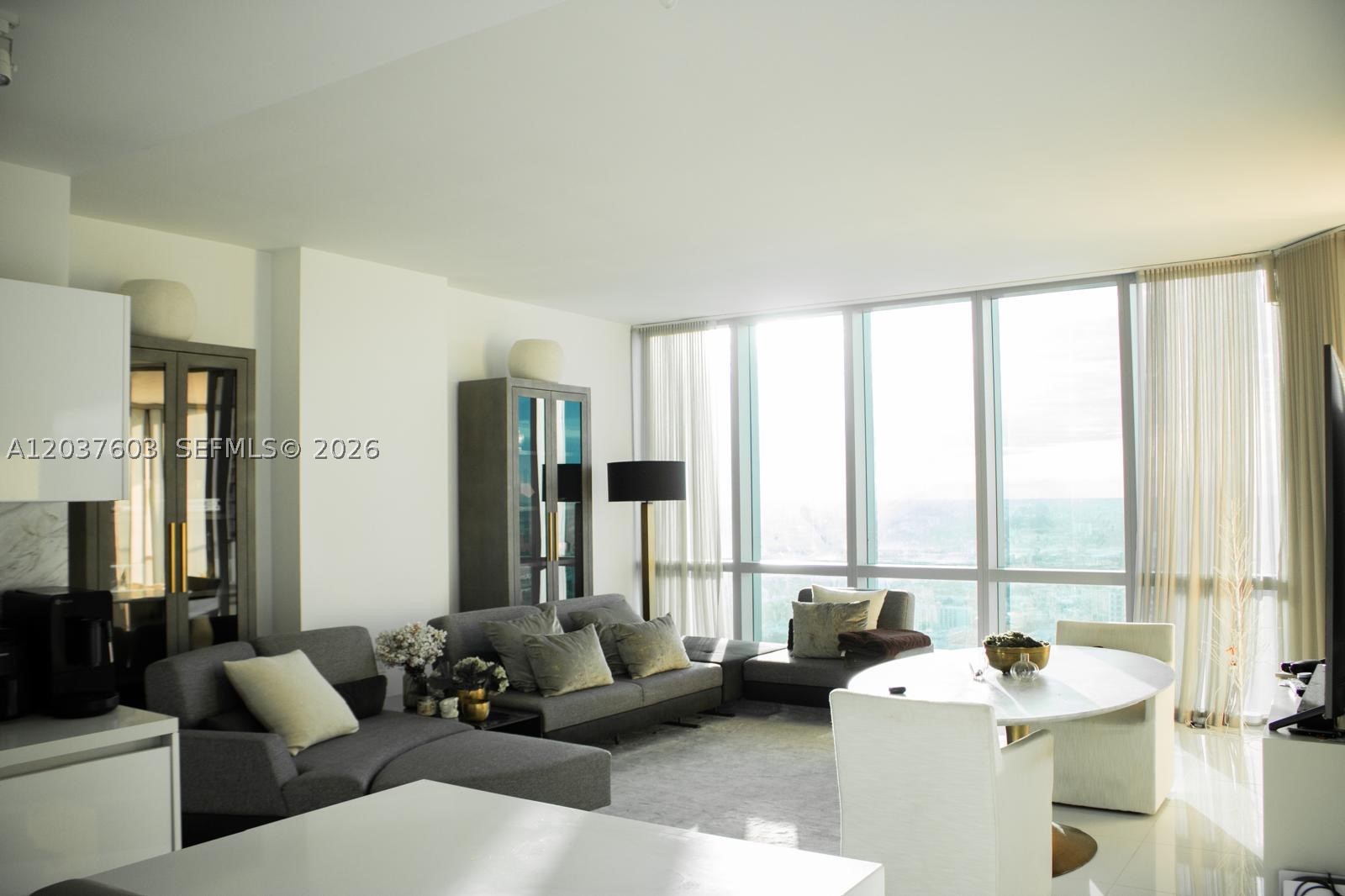 851 NE 1st Ave #4806, Miami FL 33132