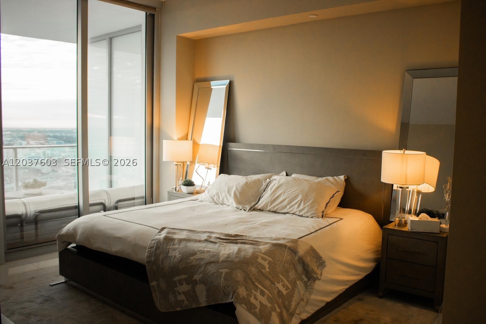 851 NE 1st Ave #4806, Miami FL 33132