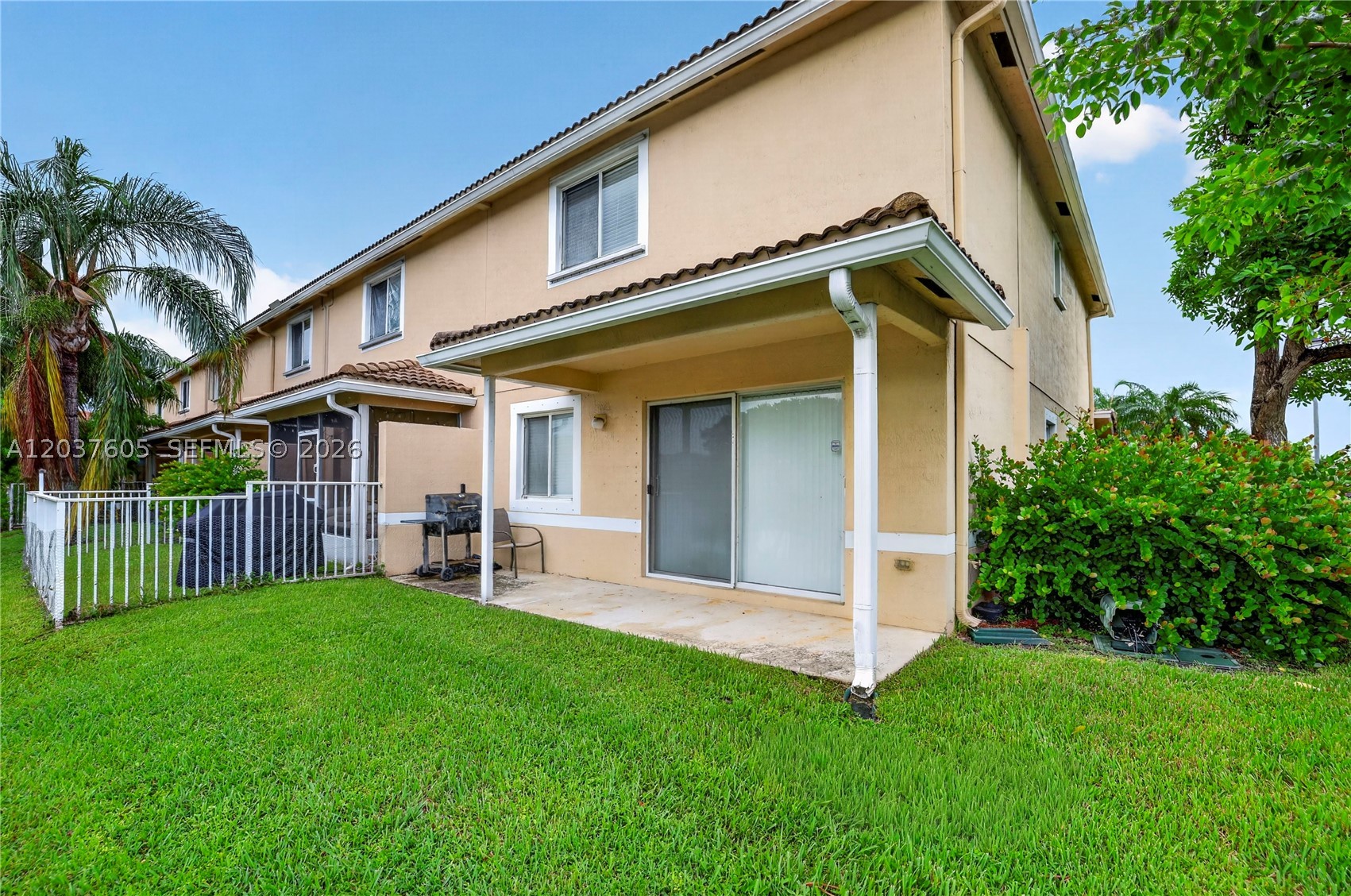 8968 Lancaster St, Tamarac FL 33321