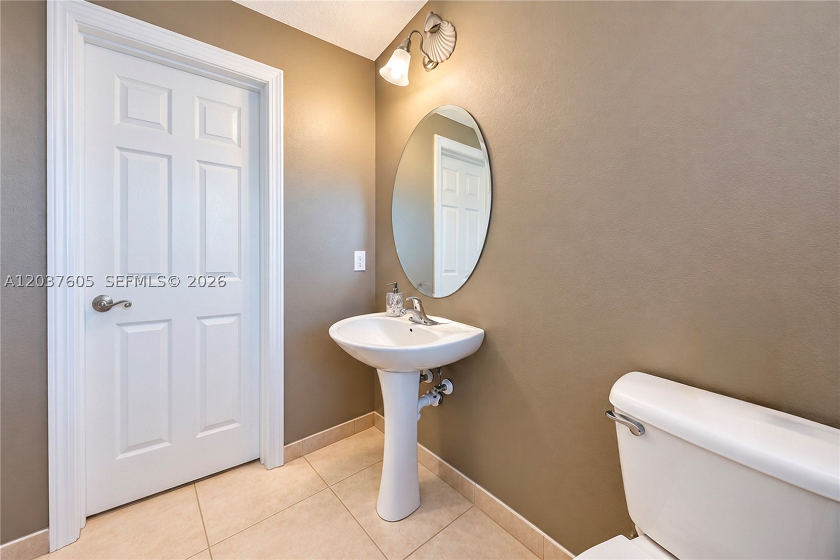 8968 Lancaster St, Tamarac FL 33321
