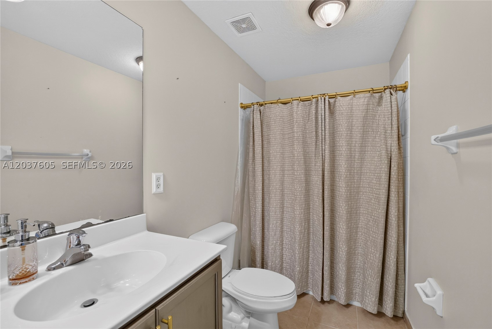 8968 Lancaster St, Tamarac FL 33321