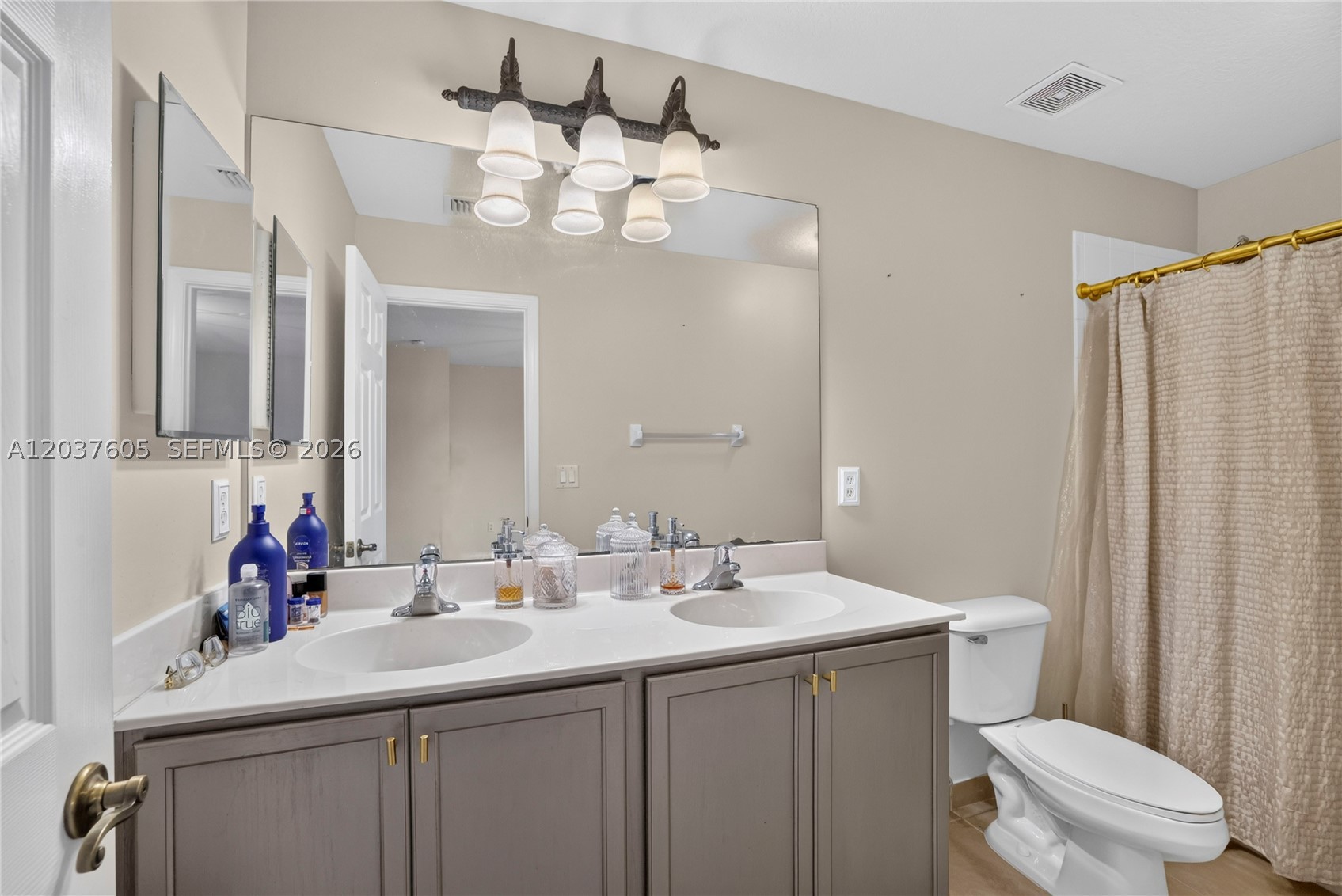 8968 Lancaster St, Tamarac FL 33321