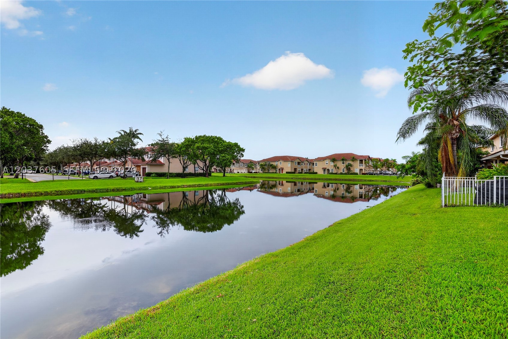 8968 Lancaster St, Tamarac FL 33321