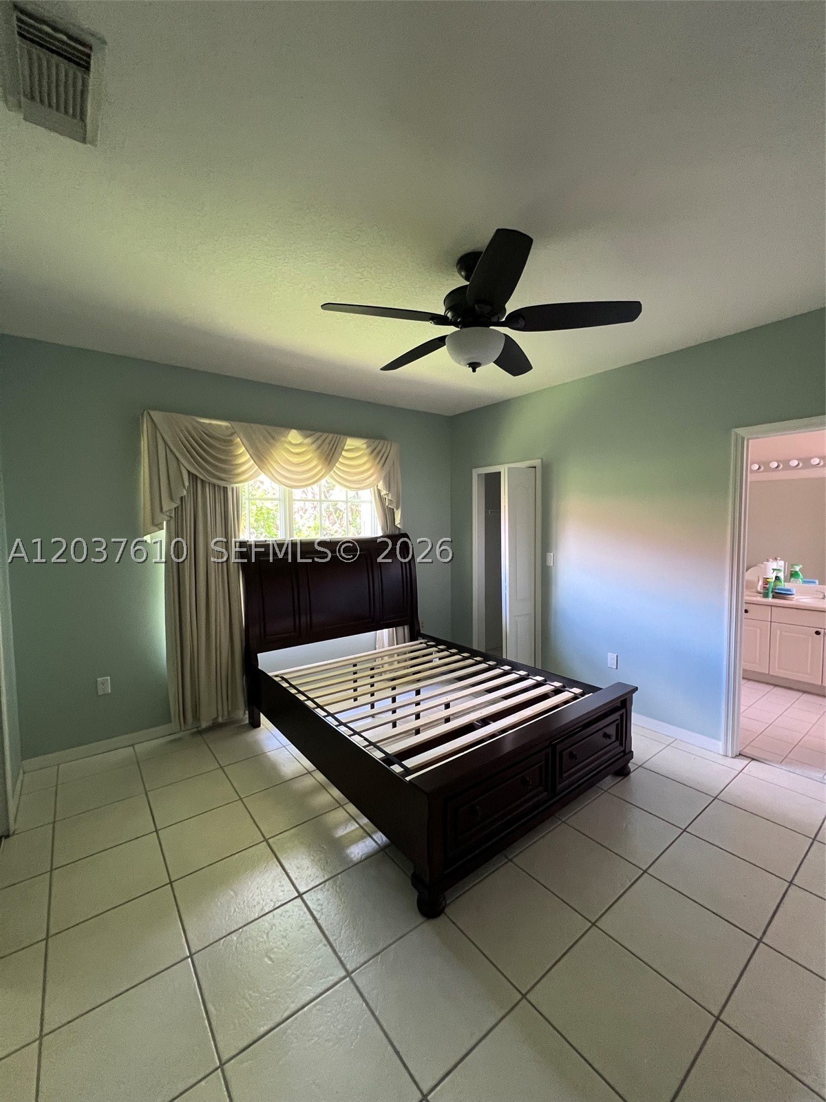 10155 SW 159th Ct, Miami FL 33196