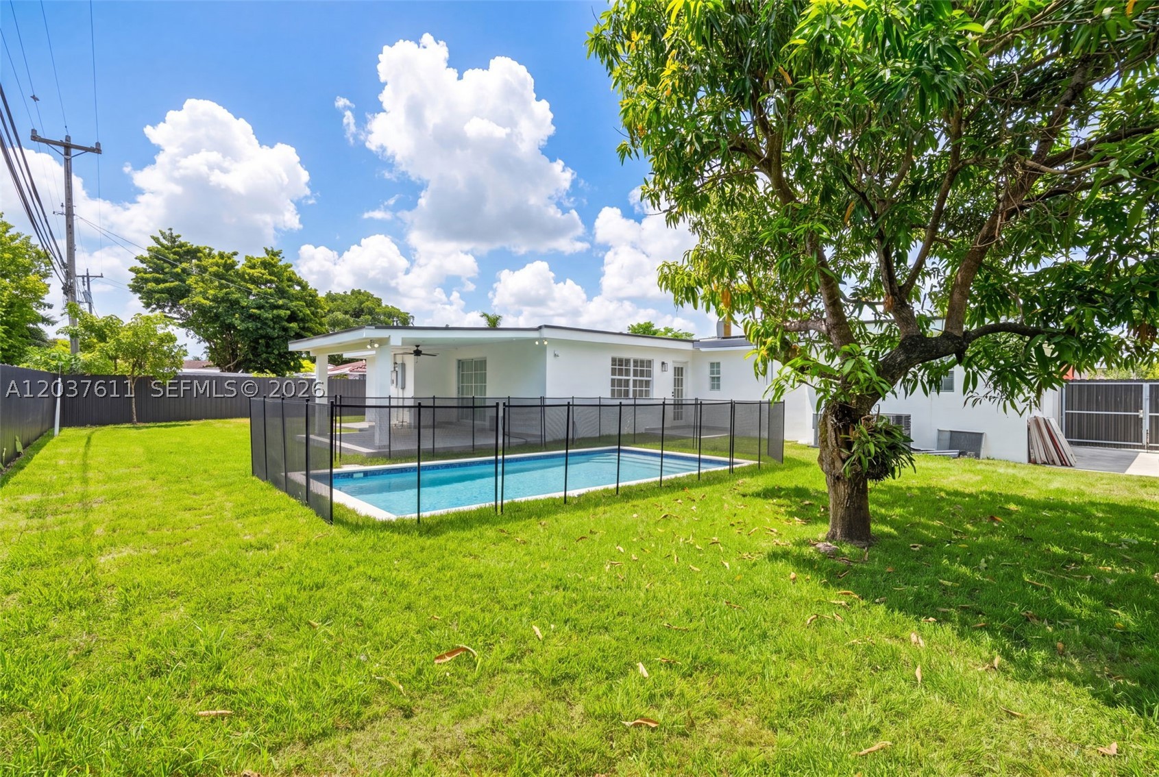 1920 SW 67th Ave, Miami FL 33147