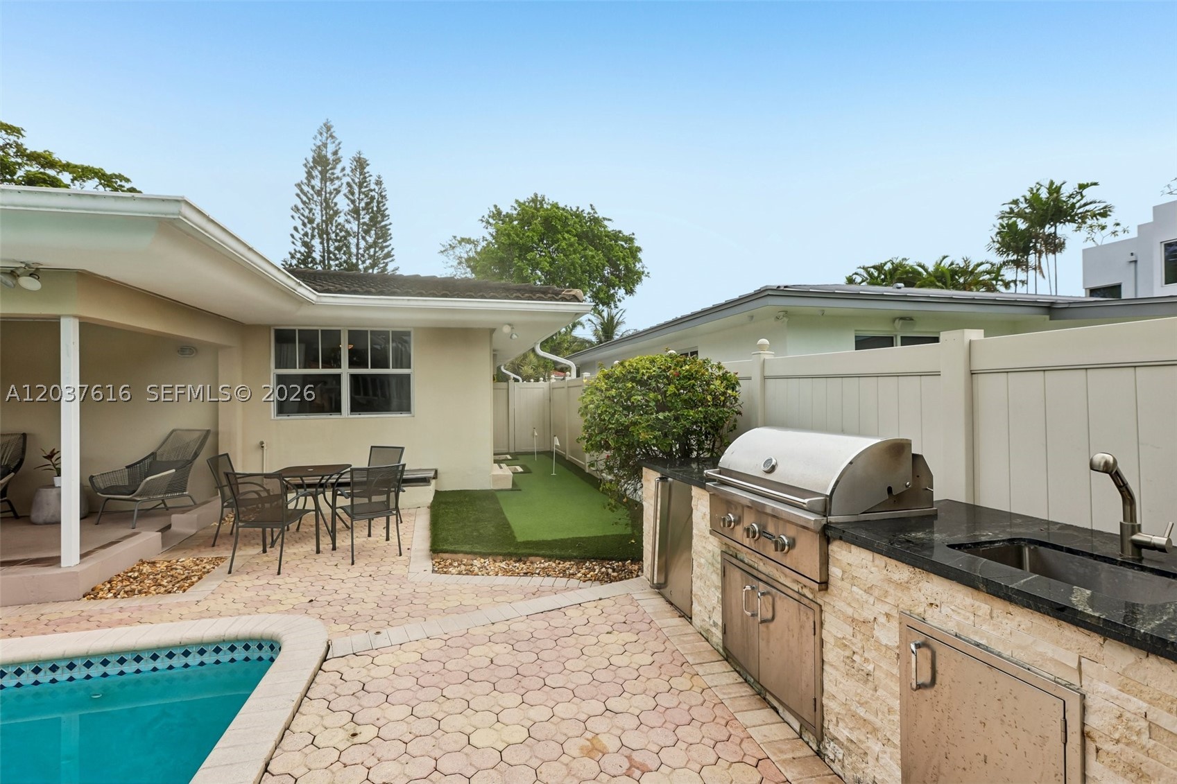 1140 NE 87th St, Miami FL 33138
