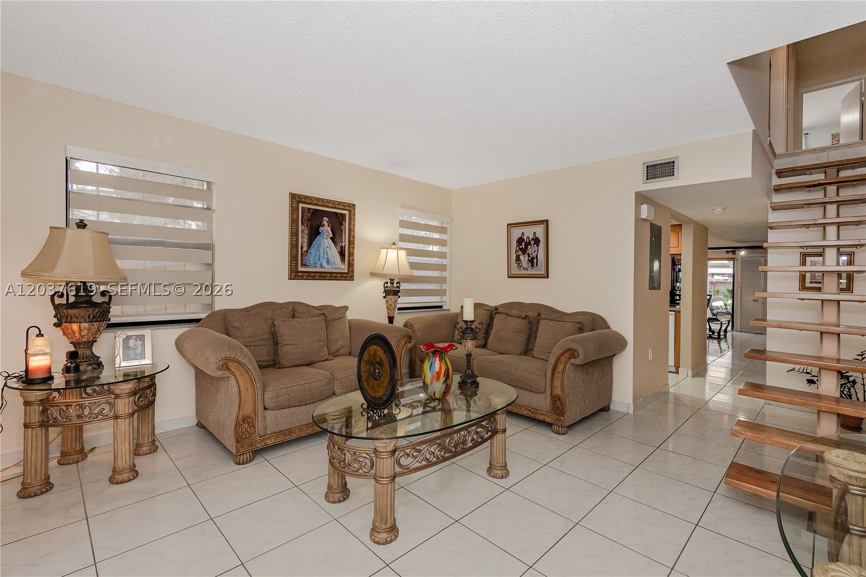 1052 W 79th St #11, Hialeah FL 33014