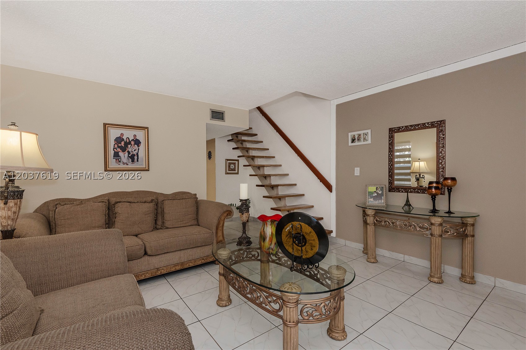 1052 W 79th St #11, Hialeah FL 33014