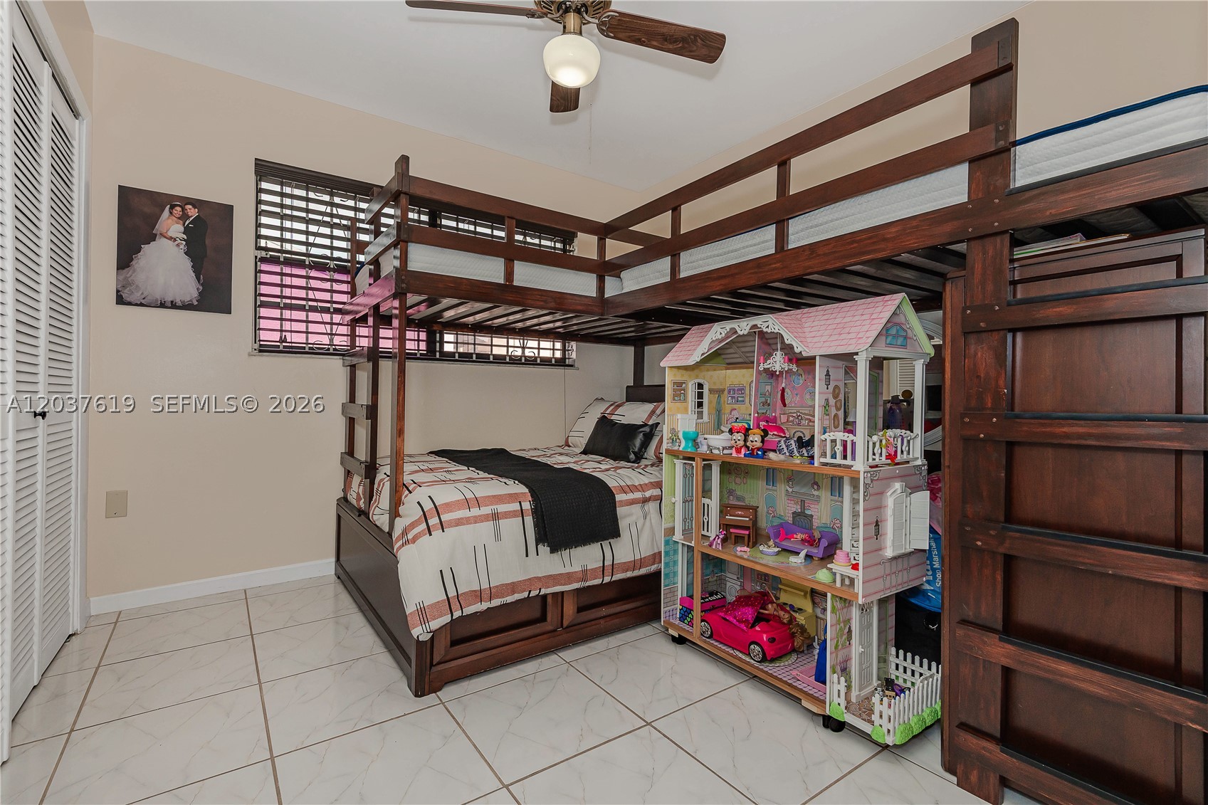 1052 W 79th St #11, Hialeah FL 33014