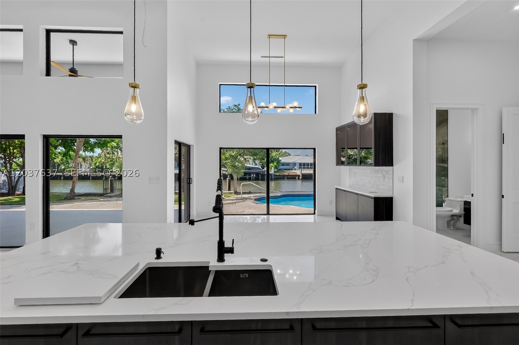 2832 NE 24th Ct, Fort Lauderdale FL 33305