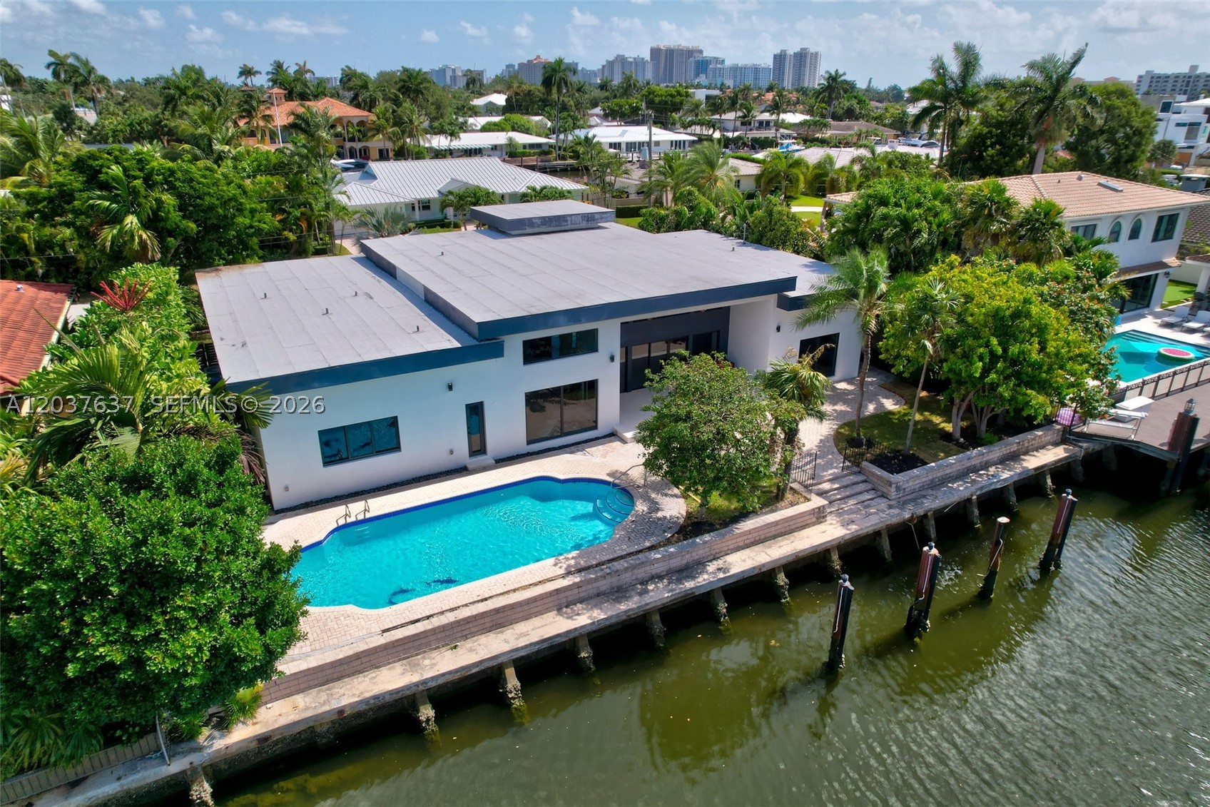 2832 NE 24th Ct, Fort Lauderdale FL 33305