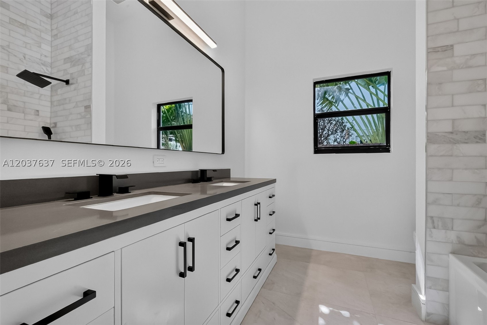 2832 NE 24th Ct, Fort Lauderdale FL 33305