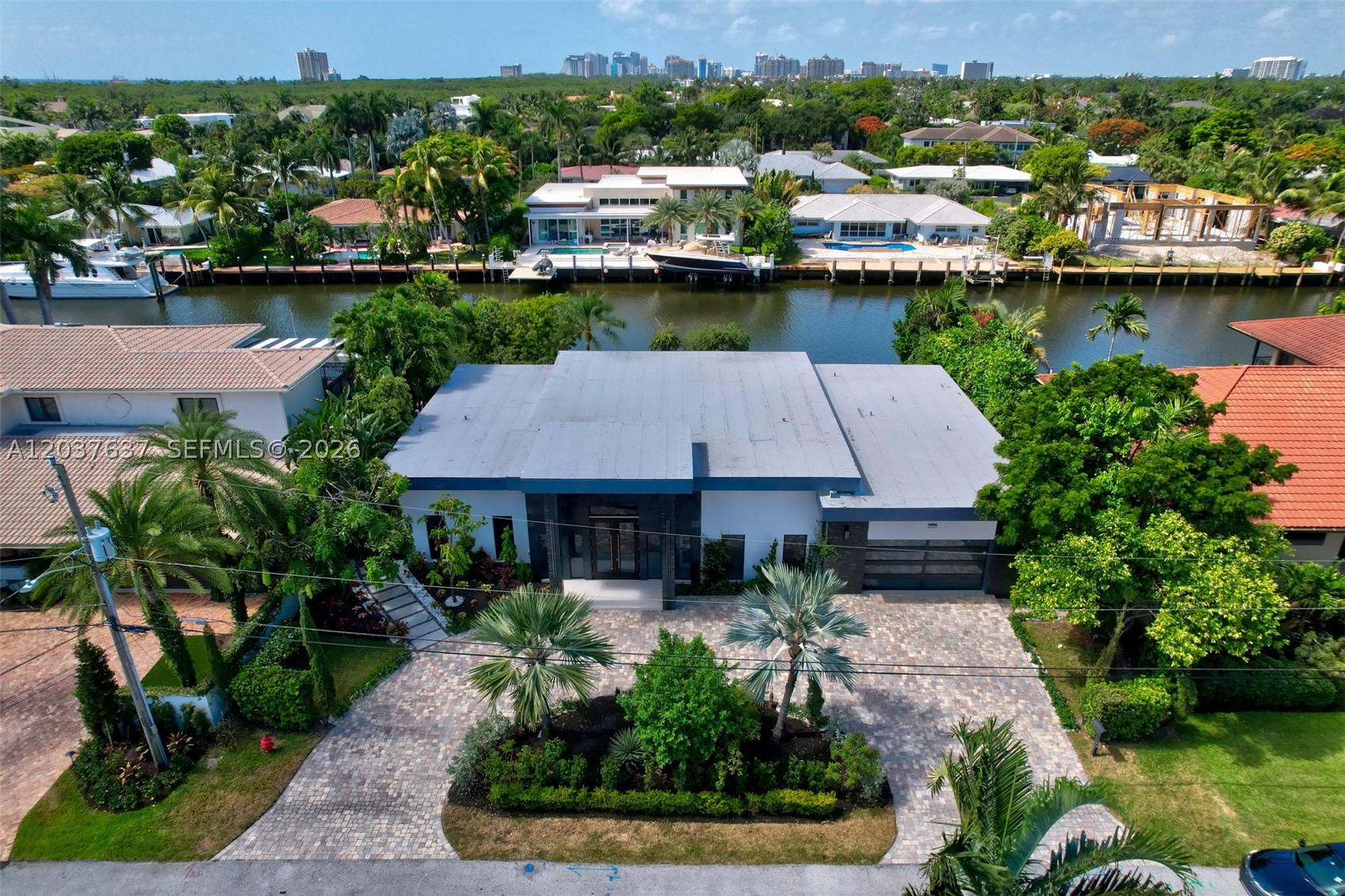 2832 NE 24th Ct, Fort Lauderdale FL 33305