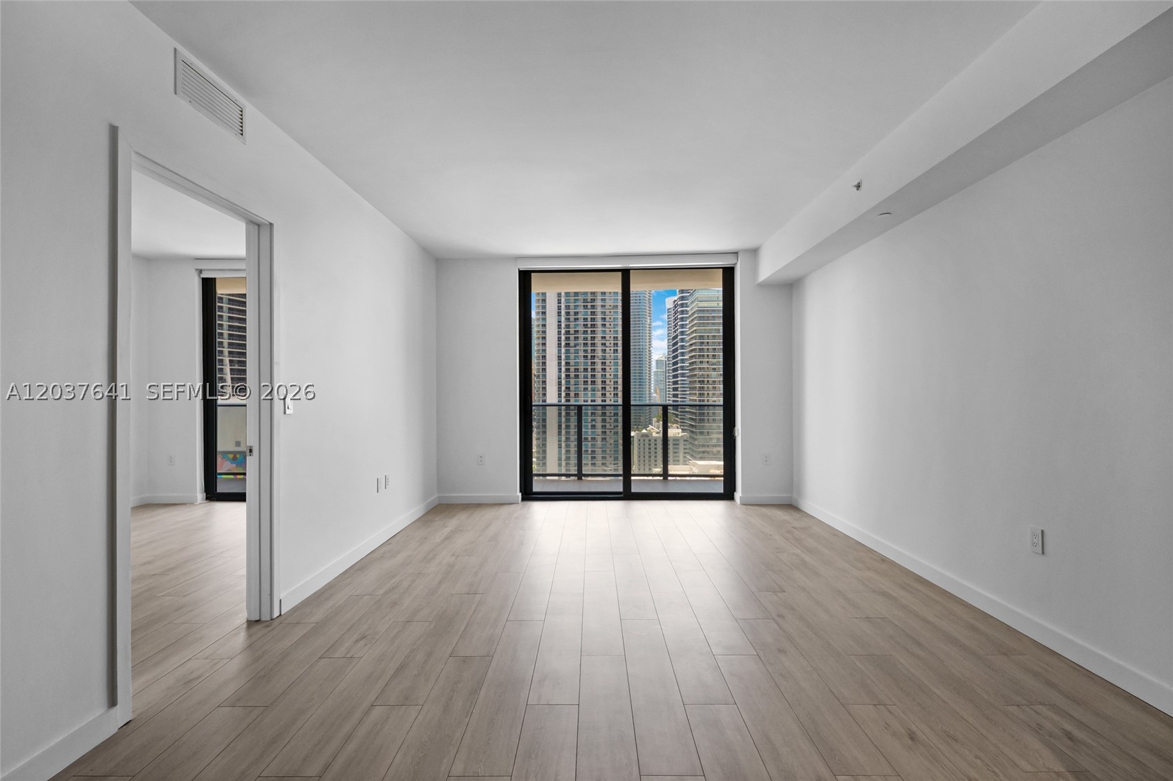 45 SW 9th St #2305, Miami FL 33130