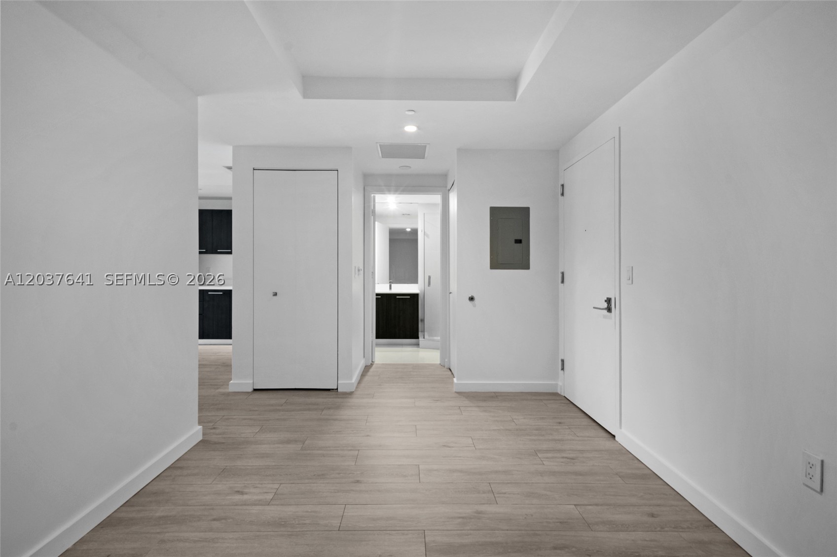 45 SW 9th St #2305, Miami FL 33130