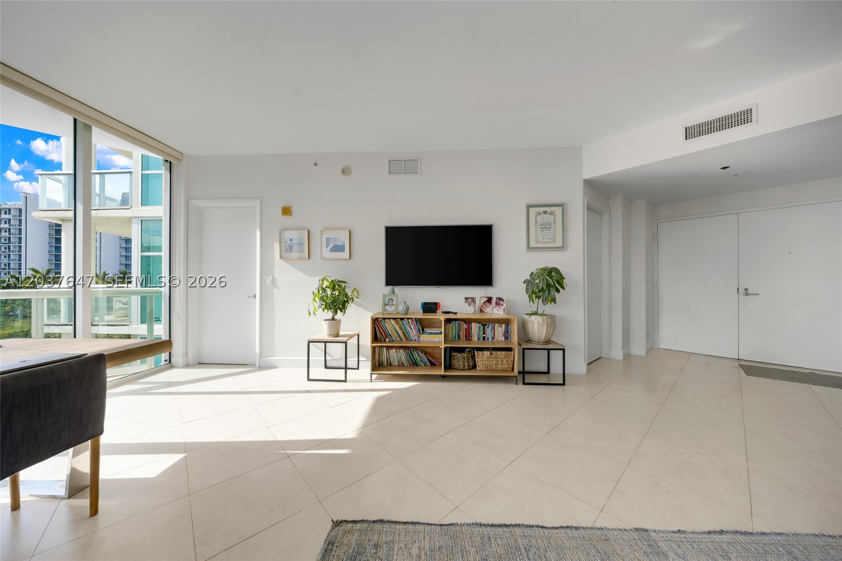 3131 NE 188th St #2-506, Aventura FL 33180