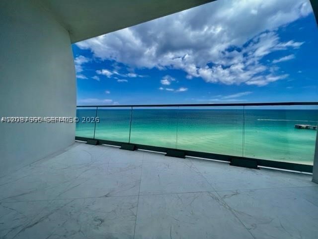 16901 Collins Ave #1104, Sunny Isles Beach FL 33160