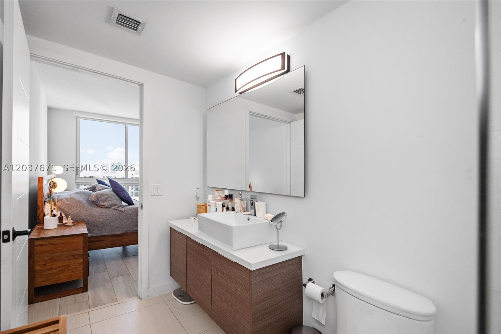 1010 SW 2nd Ave #1709, Miami FL 33130