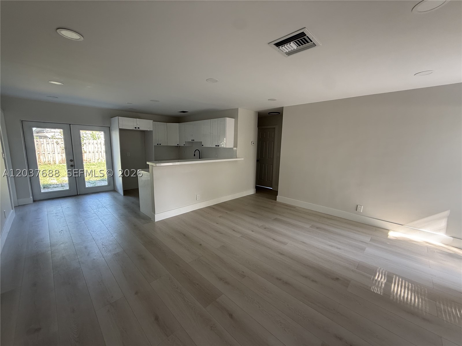 1700 SW 69th Ter, North Lauderdale FL 33068