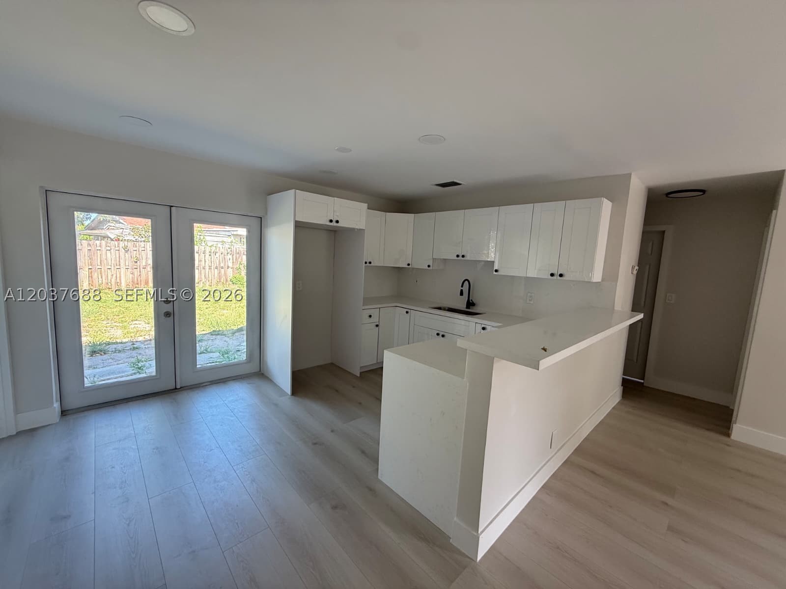 1700 SW 69th Ter, North Lauderdale FL 33068