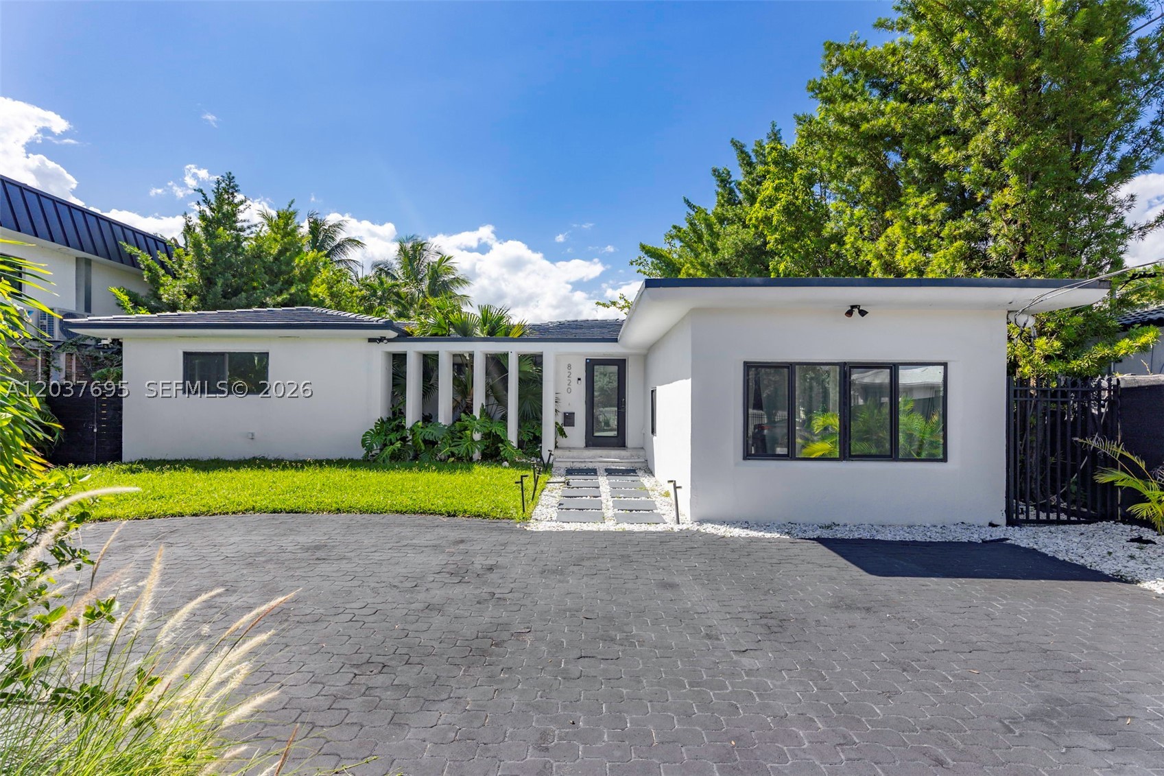 8220 Hawthorne Ave, Miami Beach FL 33141