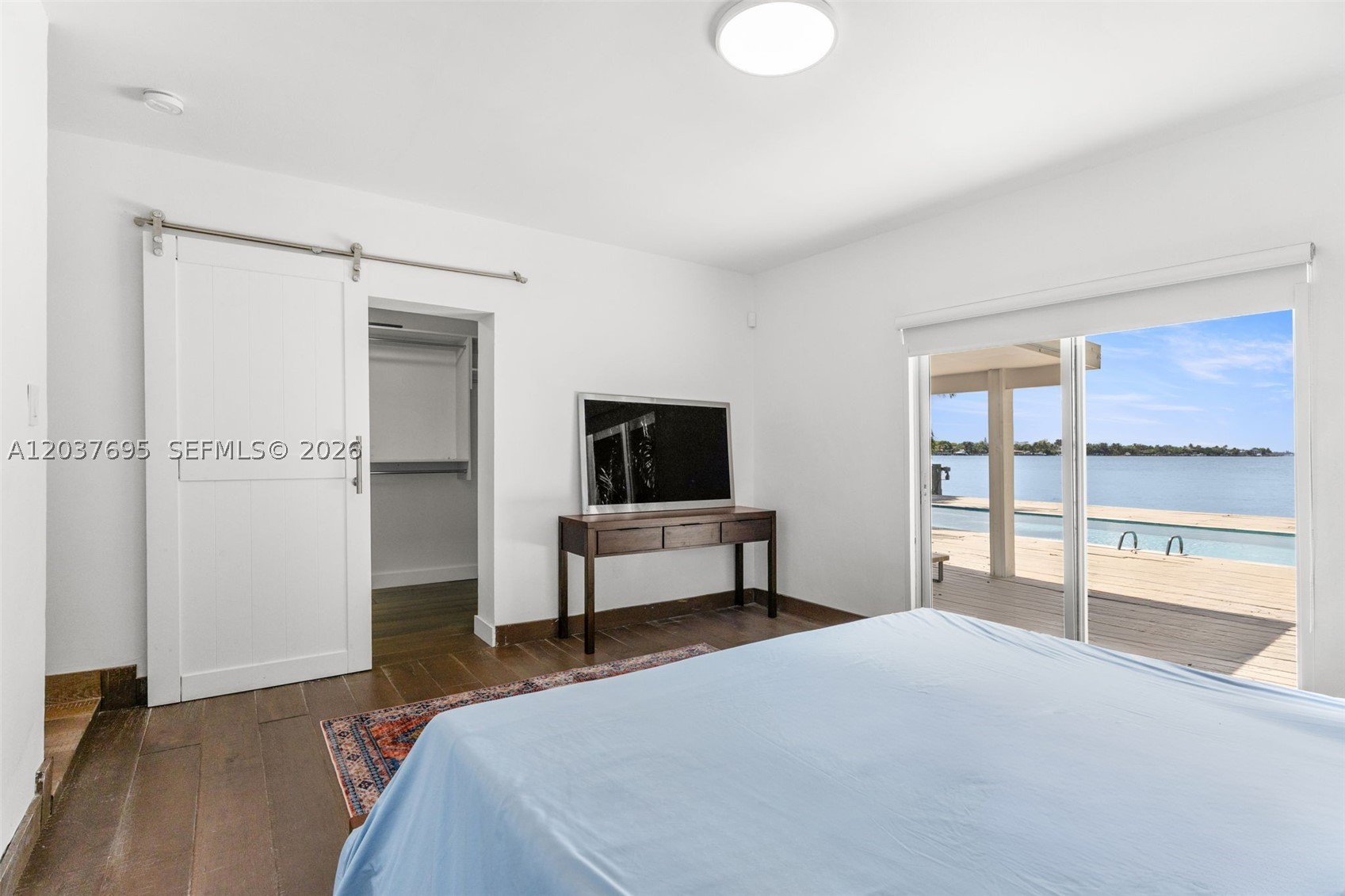 8220 Hawthorne Ave, Miami Beach FL 33141