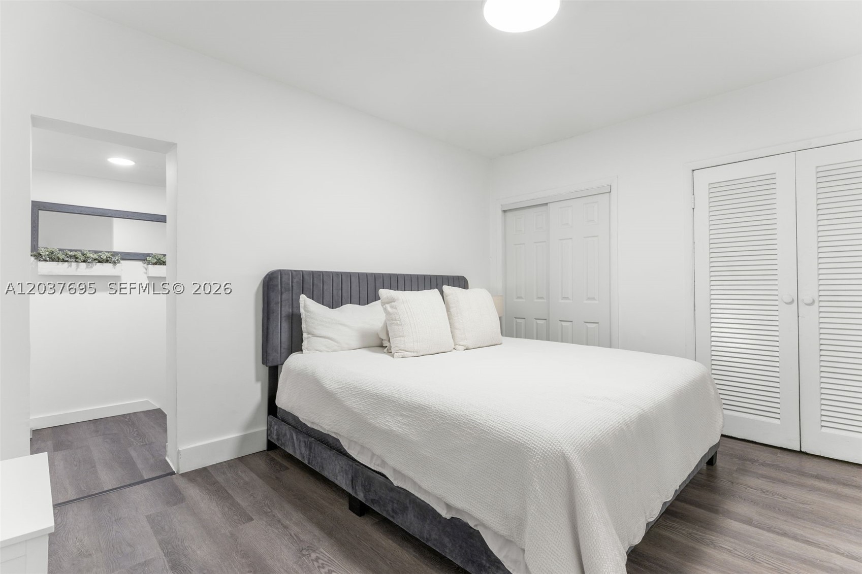 8220 Hawthorne Ave, Miami Beach FL 33141