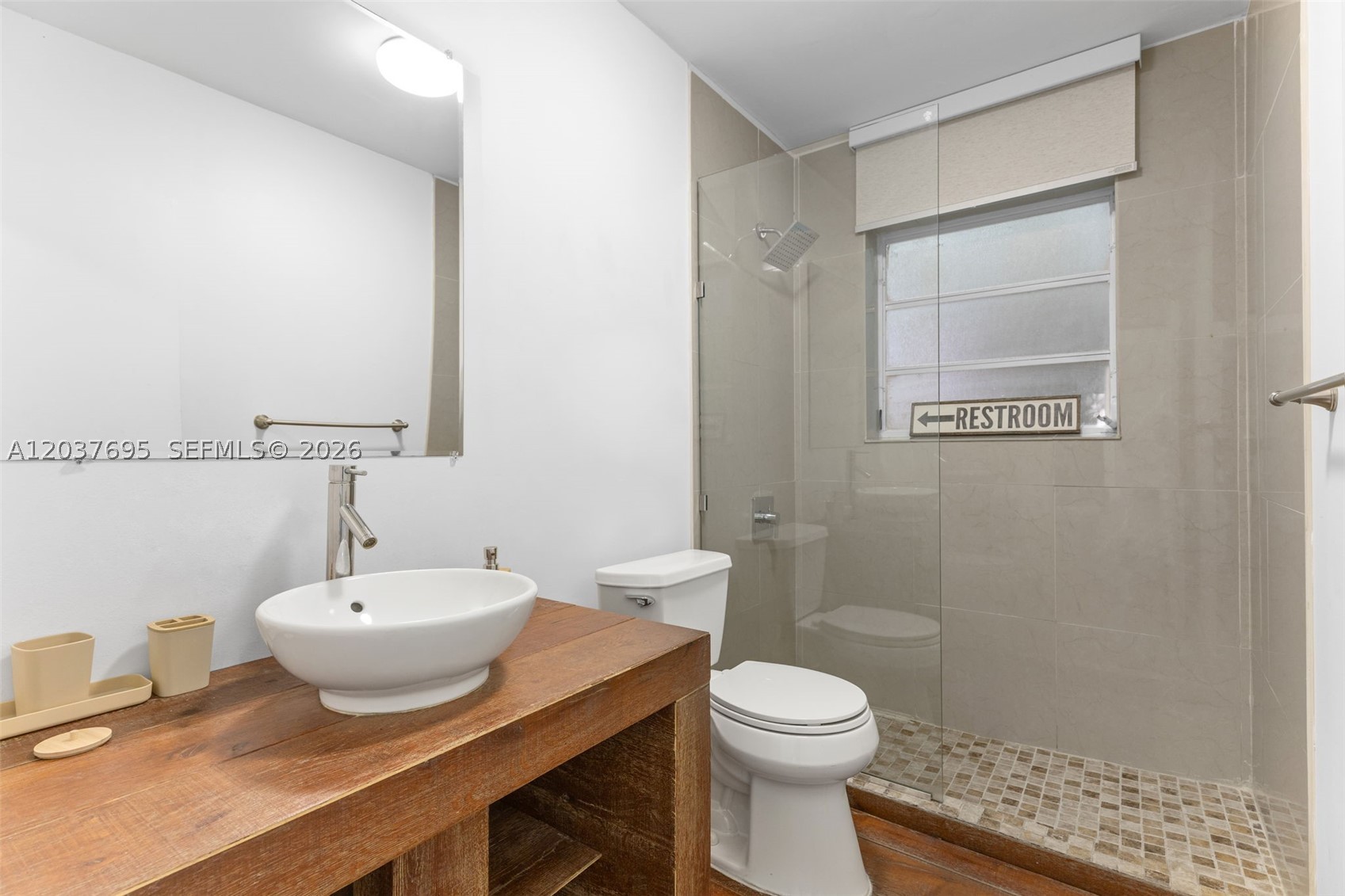 8220 Hawthorne Ave, Miami Beach FL 33141