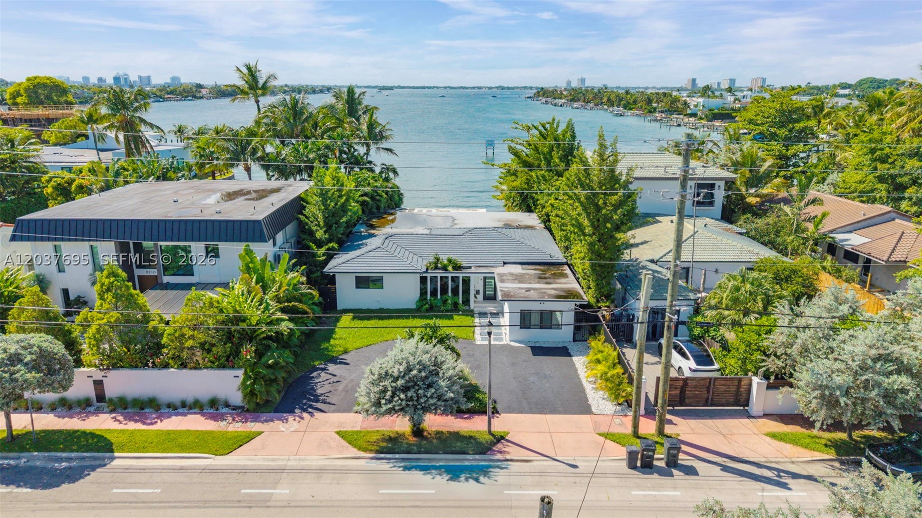 8220 Hawthorne Ave, Miami Beach FL 33141