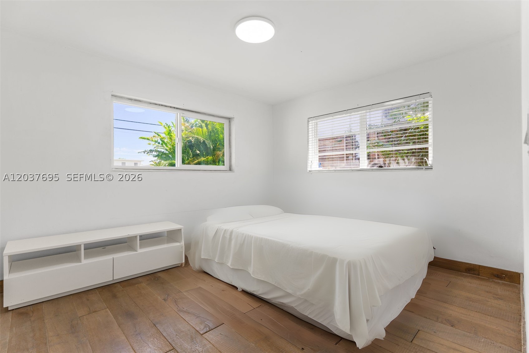 8220 Hawthorne Ave, Miami Beach FL 33141