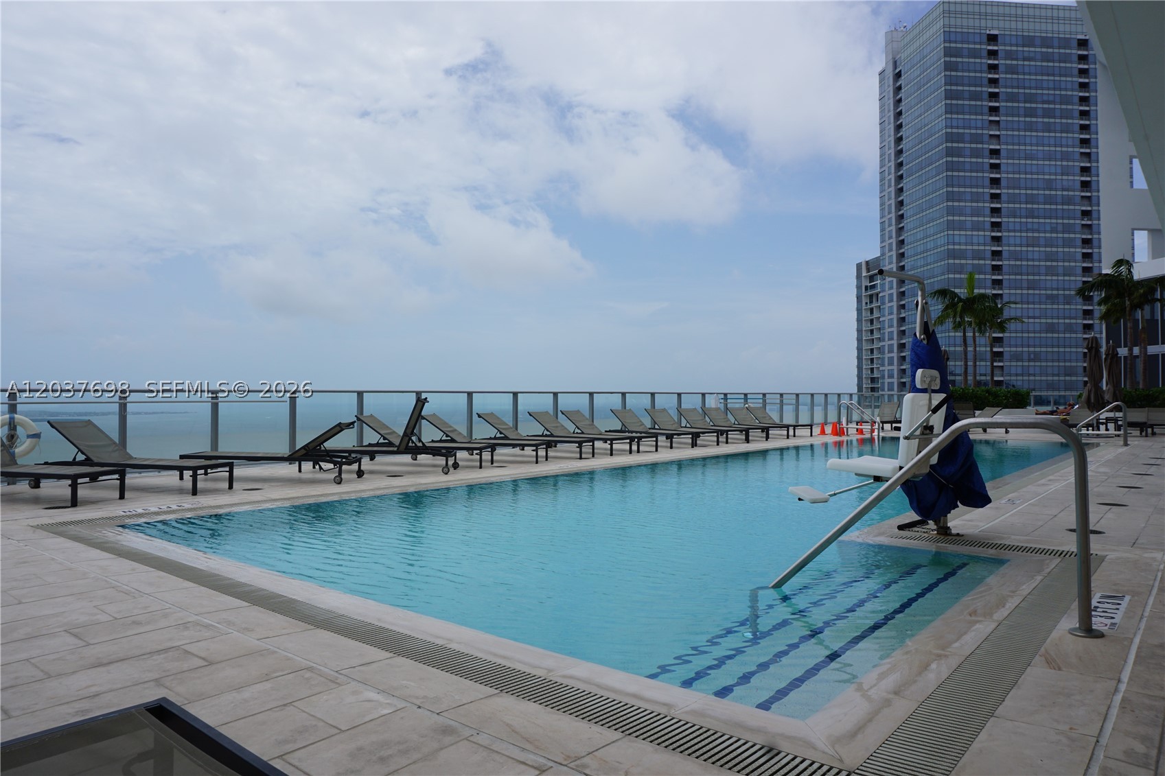 1300 Brickell Bay Dr #1904, Miami FL 33131