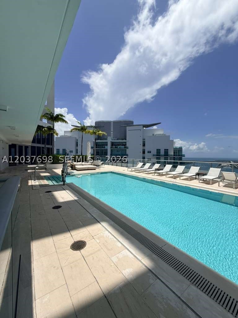 1300 Brickell Bay Dr #1904, Miami FL 33131