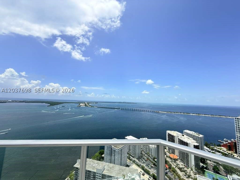 1300 Brickell Bay Dr #1904, Miami FL 33131