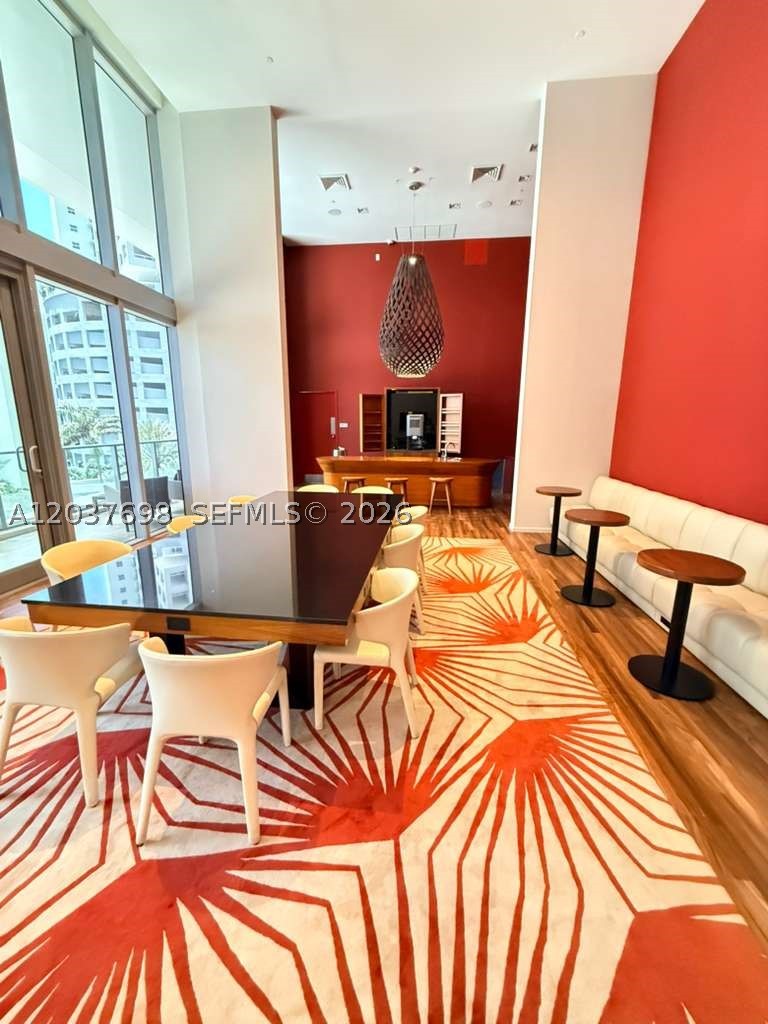 1300 Brickell Bay Dr #1904, Miami FL 33131